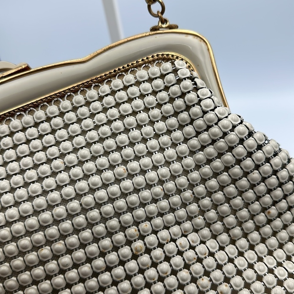 Vintage '70s Oroton Mesh Evening Purse in Gardenia Color - Picture 7 of 14